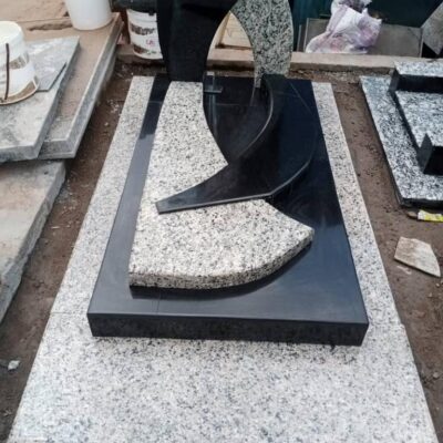Modèle Design Sculptural Asymétrique Granit Local